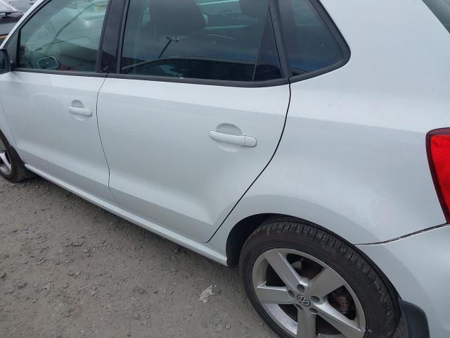 2014 VOLKSWAGEN POLO SEL T