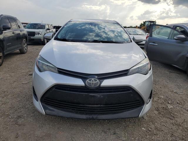  TOYOTA COROLLA 2018 Серебристый