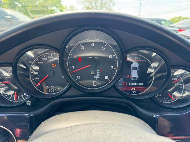 2016 PORSCHE PANAMERA 2