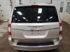 2014 Chrysler Town & Country Touring იყიდება Davison-ში, MI - Burn