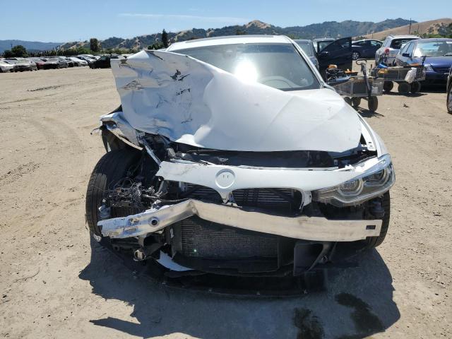  BMW 3 SERIES 2017 Белый