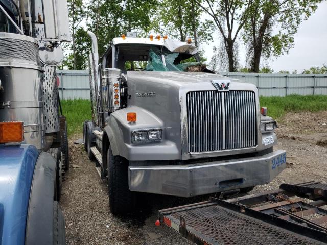 2019 Westen Star 4900 Semi Truck