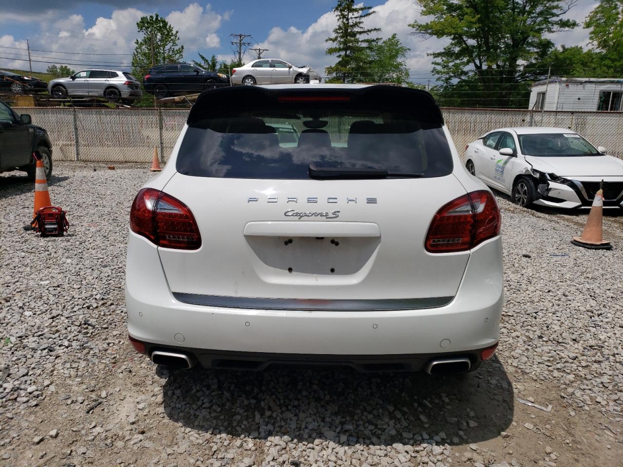2014 Porsche Cayenne S Hybrid VIN: WP1AE2A28ELA51249 Lot: 58956095