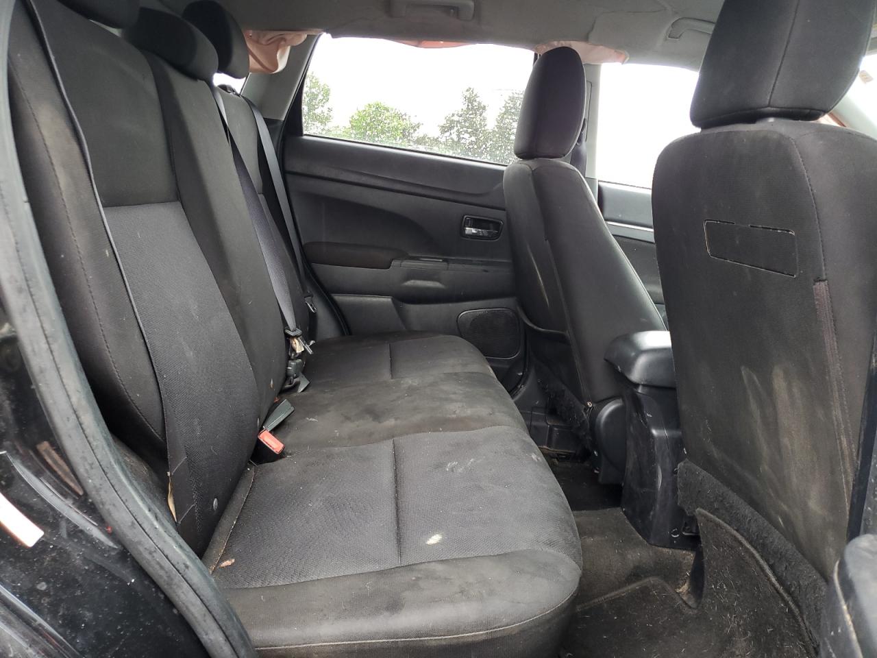 2011 Mitsubishi Outlander Sport Es VIN: JA4AP3AU7BZ010987 Lot: 55899085