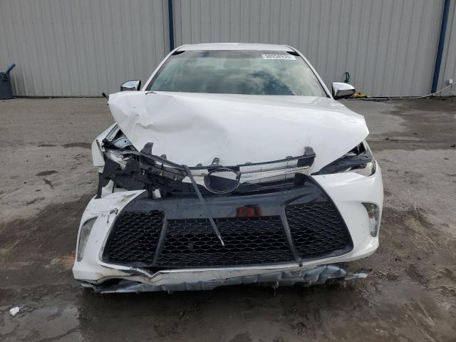  TOYOTA CAMRY 2016 White