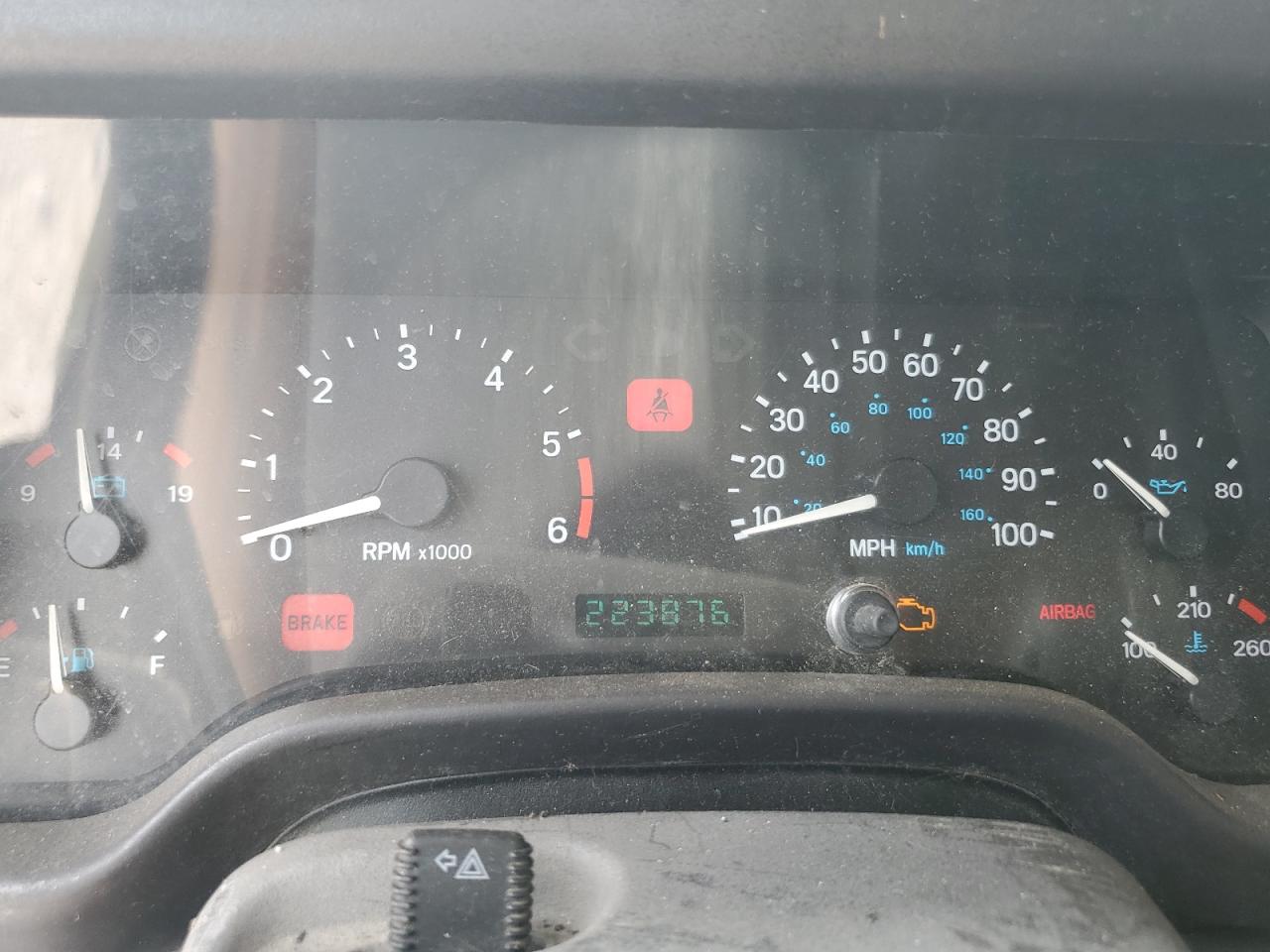 2000 Jeep Wrangler / Tj Sport VIN: 1J4FA49S7YP741858 Lot: 59058075