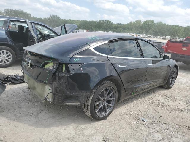  TESLA MODEL 3 2018 Черный