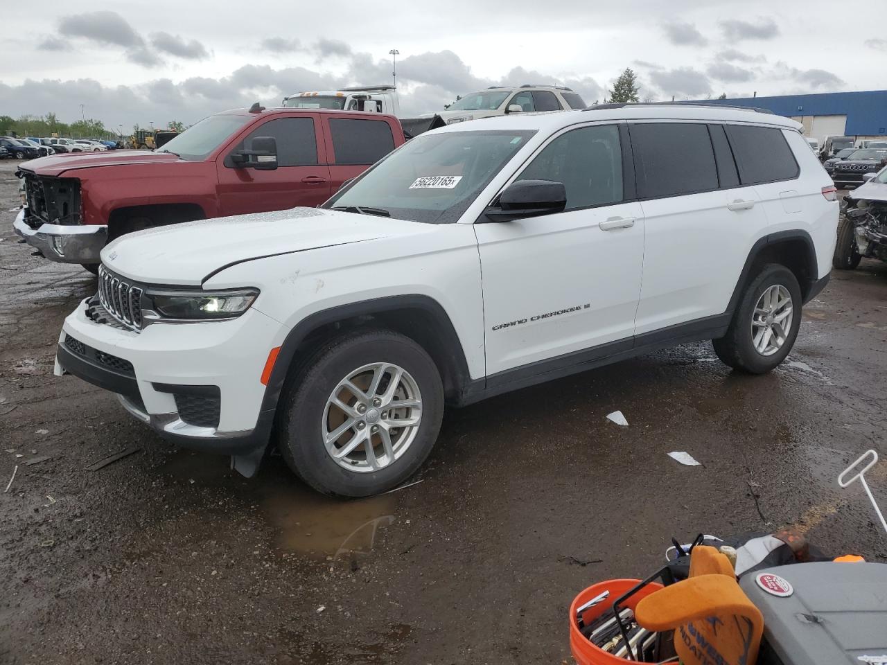 2023 Jeep Grand Cherokee L Laredo for Sale in Woodhaven, MI - Front End