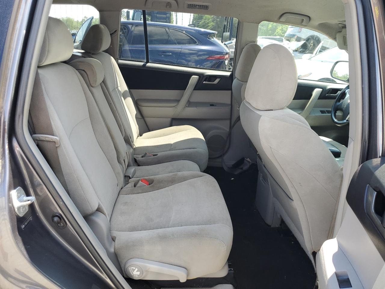 2012 Toyota Highlander Base VIN: 5TDBK3EH1CS121981 Lot: 56840115