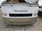 2004 Workhorse Custom Chassis Motorhome Chassis W22 იყიდება Sikeston-ში, MO - Front End