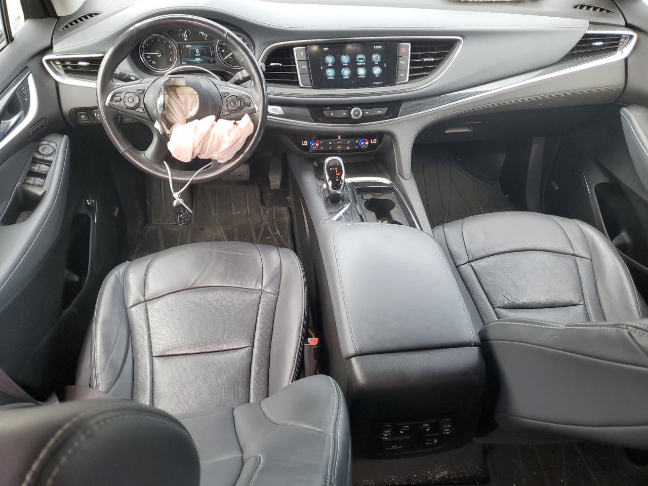 2018 Buick Enclave Premium VIN: 5GAEVBKW2JJ180499 Lot: 57311285