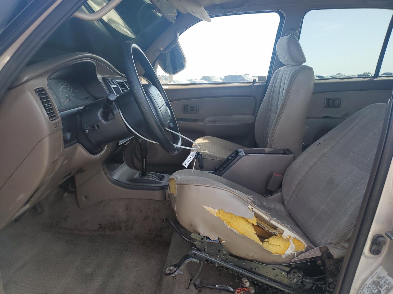 1996 Toyota 4Runner Sr5 VIN: JT3GN86R5T0017017 Lot: 57362885