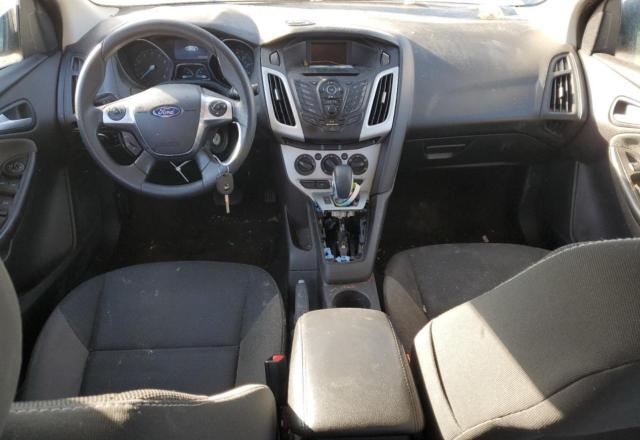Sedans FORD FOCUS 2014 Silver