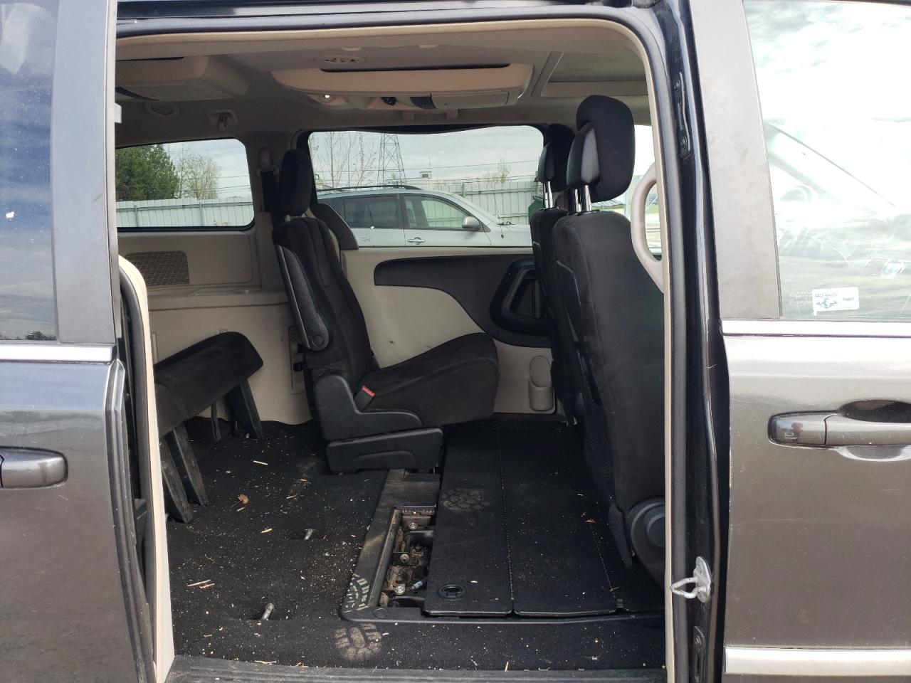 2011 Chrysler Town & Country Touring VIN: 2A4RR5DG5BR729440 Lot: 56119865