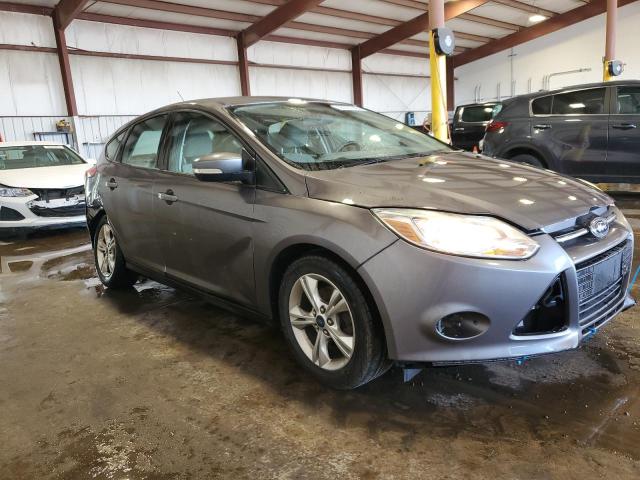 Hatchbacks FORD FOCUS 2013 Szary