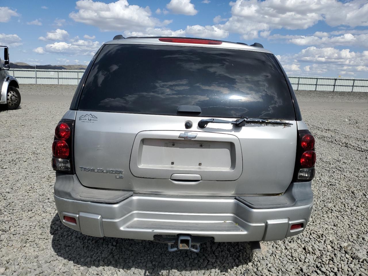 2005 Chevrolet Trailblazer Ls VIN: 1GNDT13S352228704 Lot: 57062495