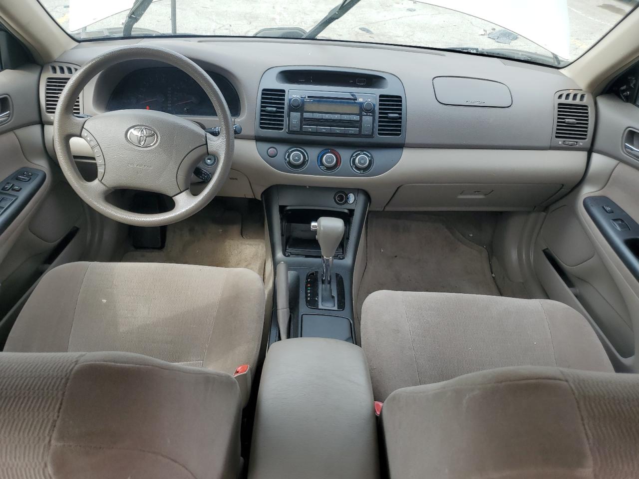 2005 Toyota Camry Le VIN: JTDBE32K153028146 Lot: 58213495