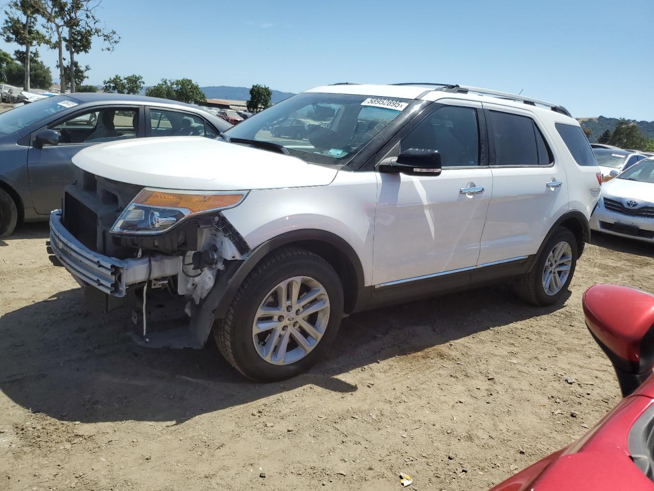 2014 Ford Explorer Xlt for Sale in San Martin, CA - Front End