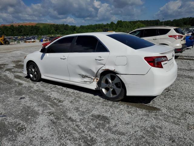 Sedans TOYOTA CAMRY 2014 White