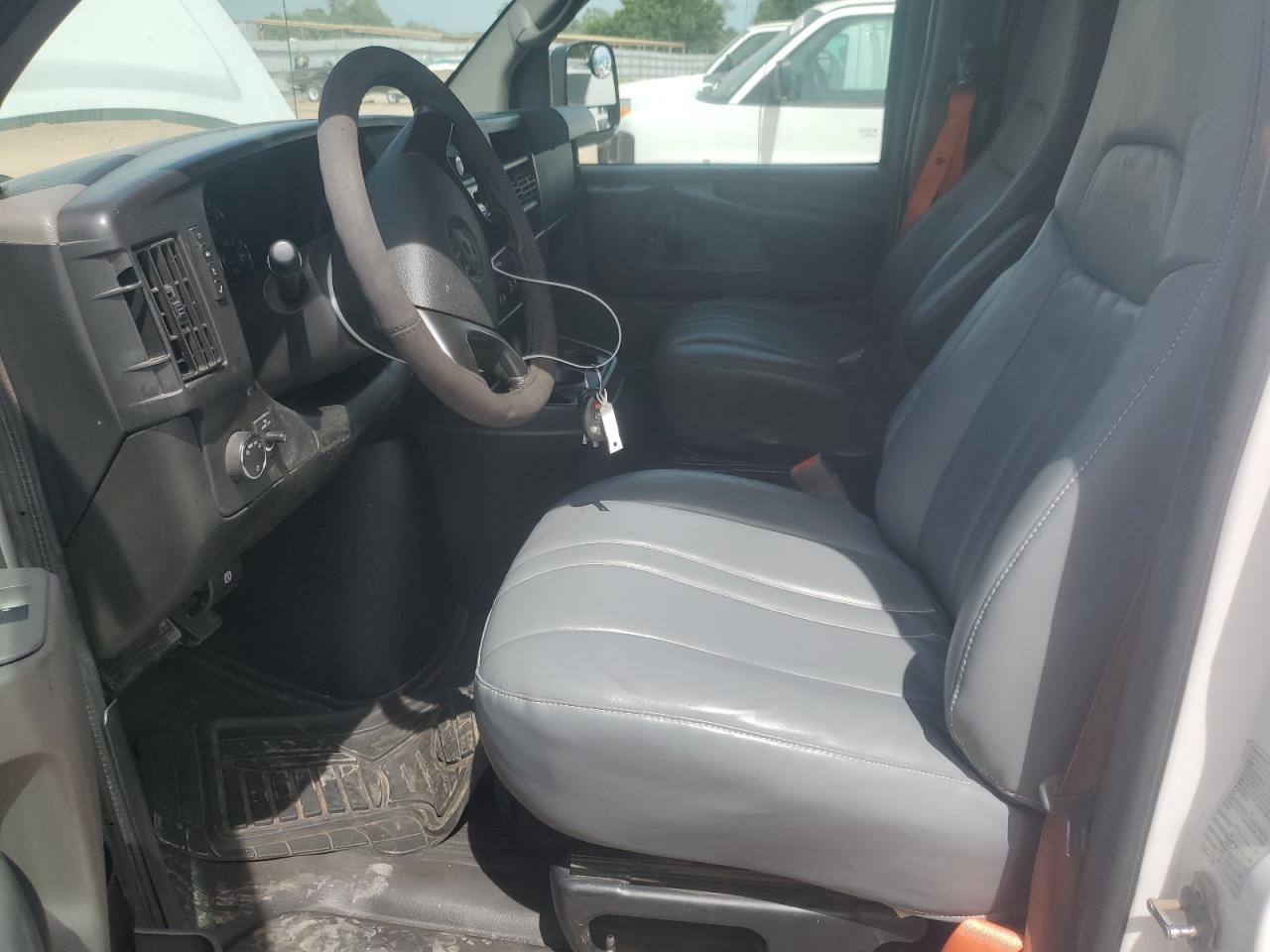 2015 Chevrolet Express G2500 VIN: 1GCWGFCF3F1193448 Lot: 56364525