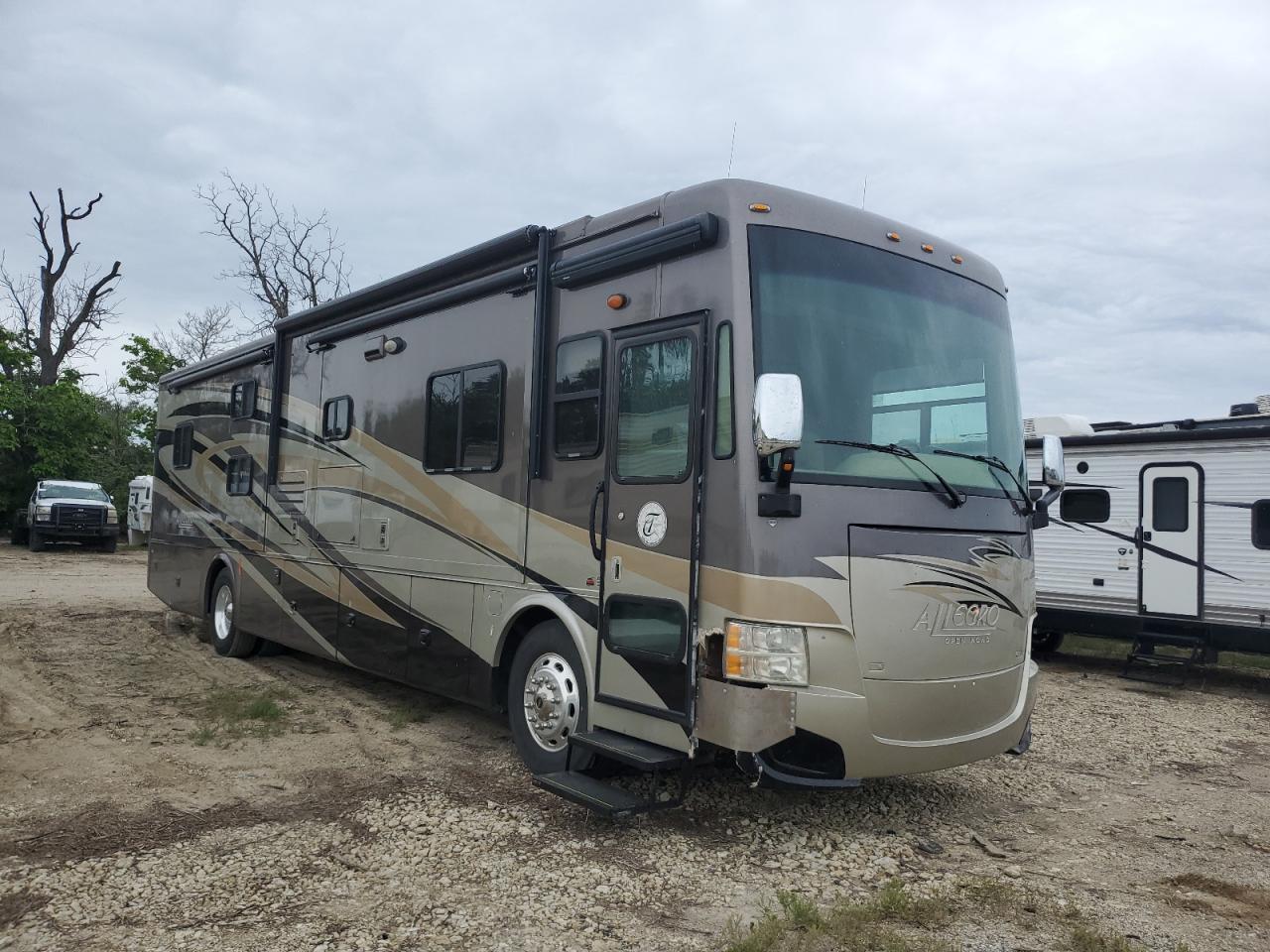 2014 Freightliner Chassis Xc للبيع في Wichita، KS - Front End