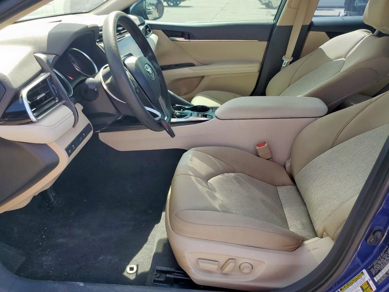  TOYOTA CAMRY 2018 Granatowy
