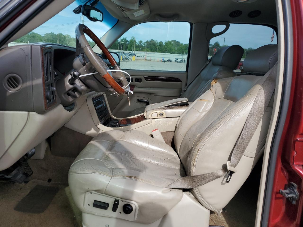 2002 Cadillac Escalade Luxury VIN: 1GYEC63T52R207109 Lot: 58057165