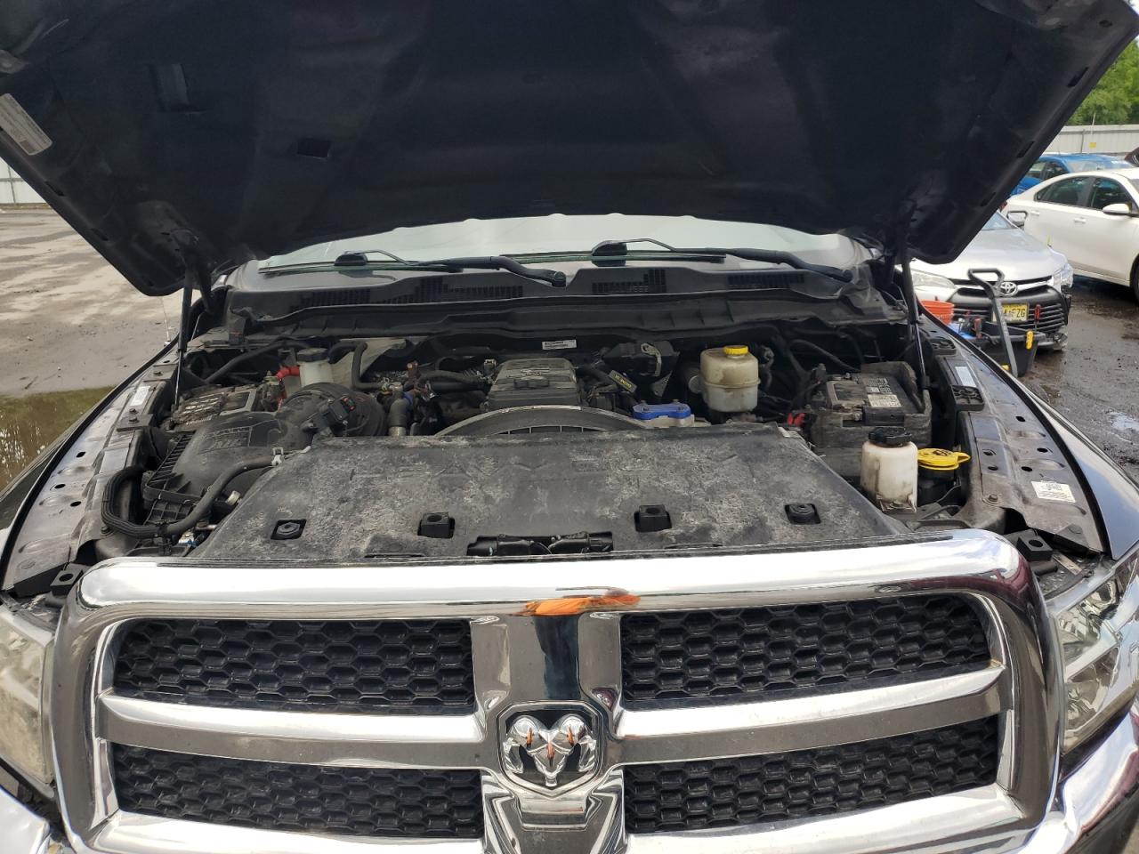 2017 RAM 2500 - Image 11