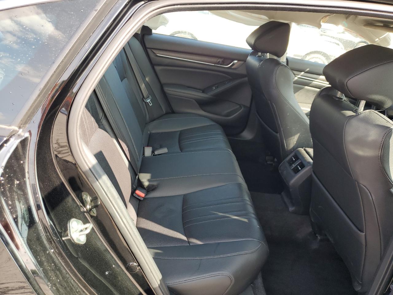 2020 Honda Accord Touring Hybrid VIN: 1HGCV3F9XLA000397 Lot: 58972445
