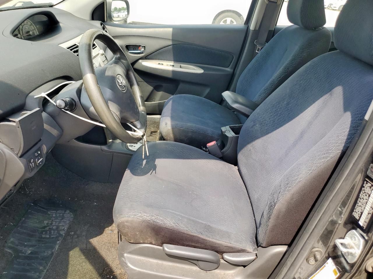 2007 Toyota Yaris VIN: JTDBT923071136757 Lot: 57220135
