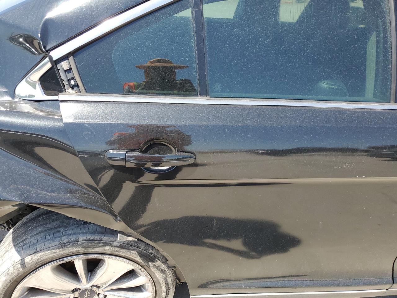 2011 Ford Taurus Limited VIN: 1FAHP2FW4BG107266 Lot: 56921495
