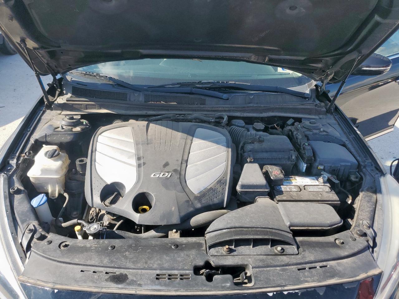2015 Kia Cadenza Premium VIN: KNALN4D78F5192550 Lot: 56688125