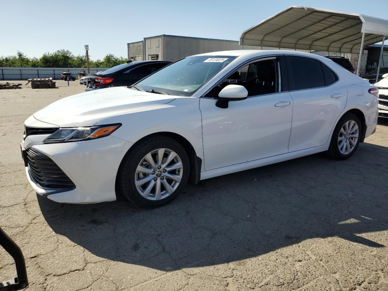 2020 Toyota Camry Le for Sale in Fresno, CA - Side