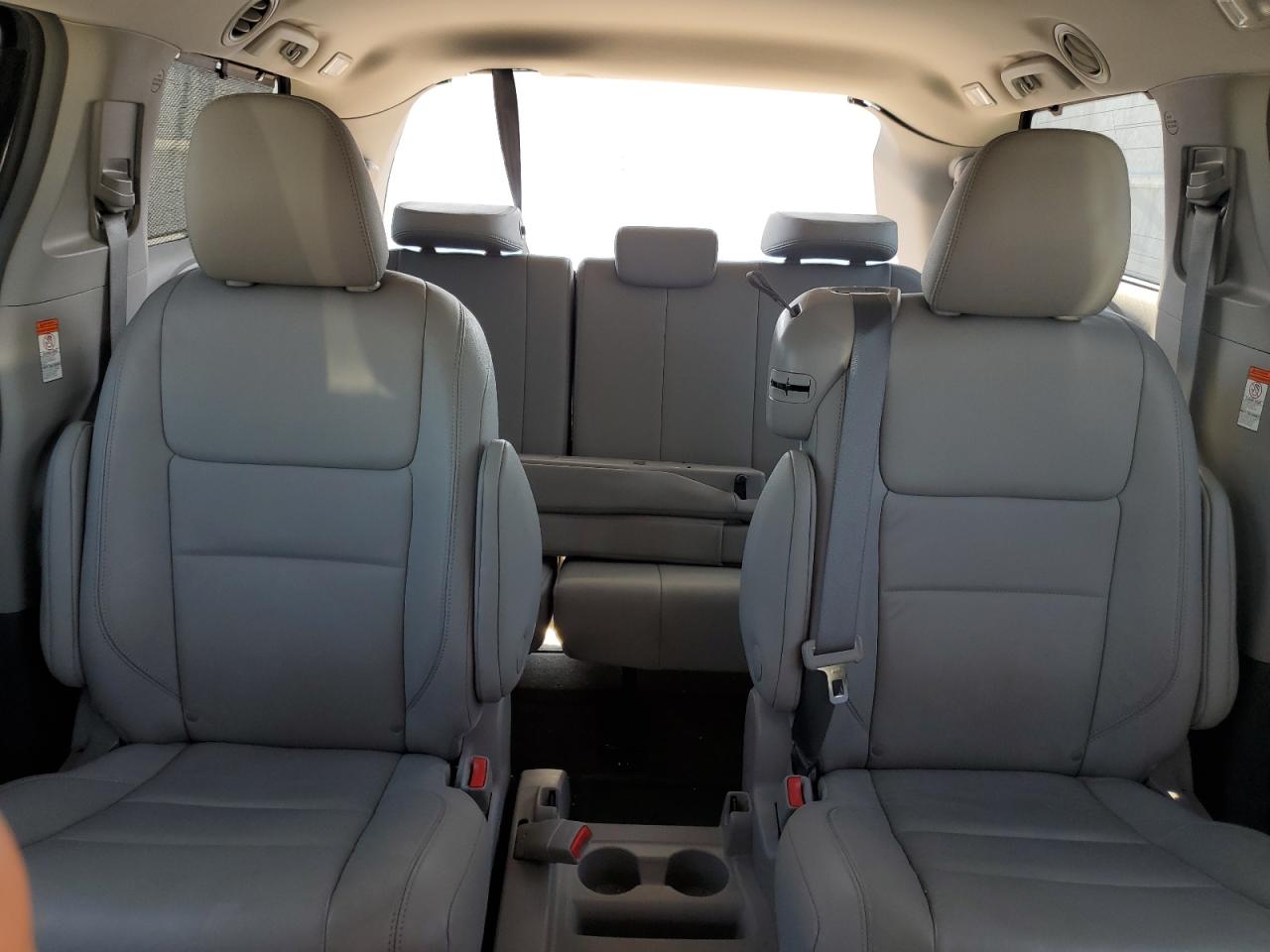 2015 Toyota Sienna Xle VIN: 5TDYK3DC4FS619385 Lot: 57090385