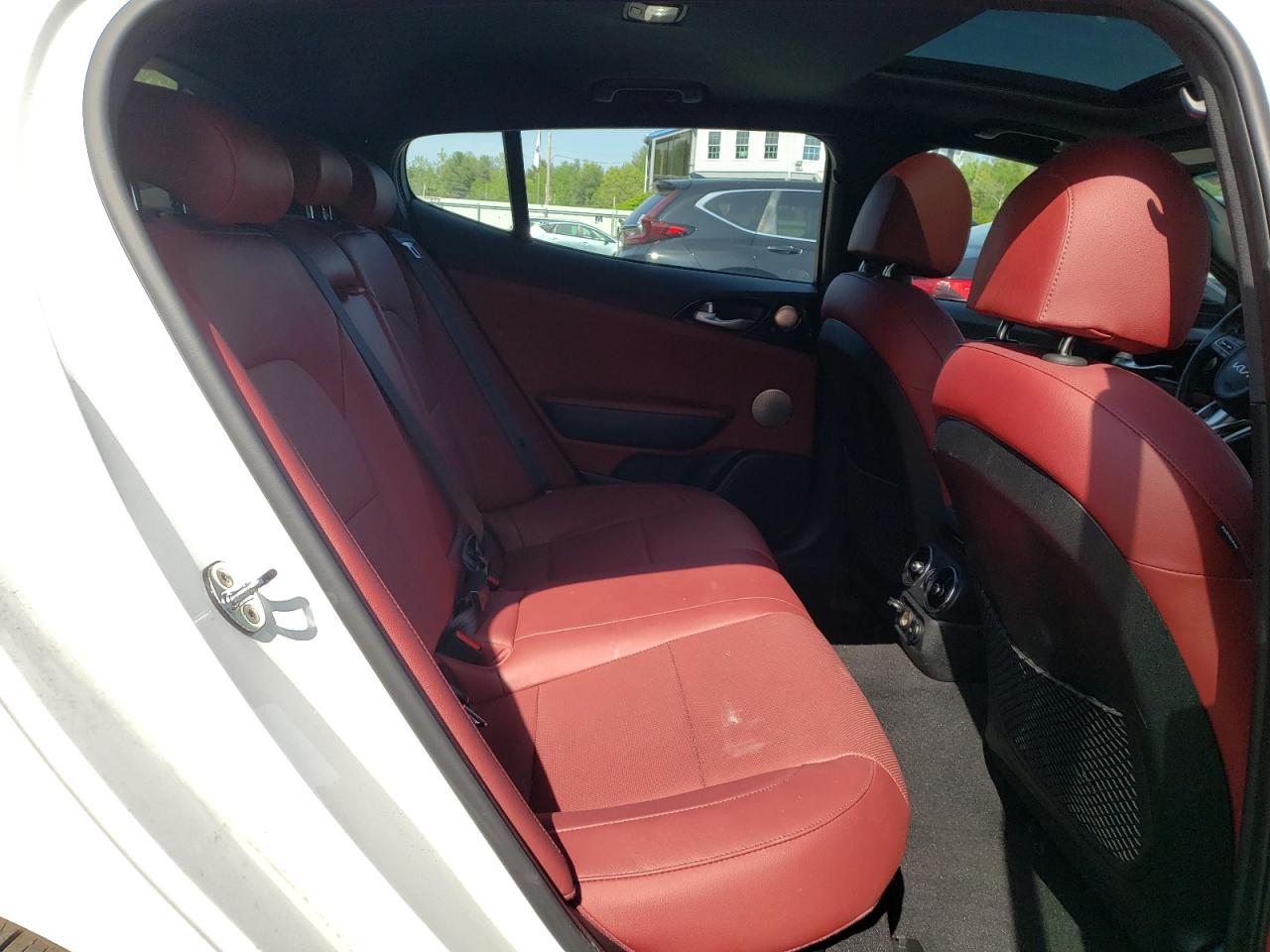2022 Kia Stinger Gt Line VIN: KNAE35LD8N6116718 Lot: 56579395