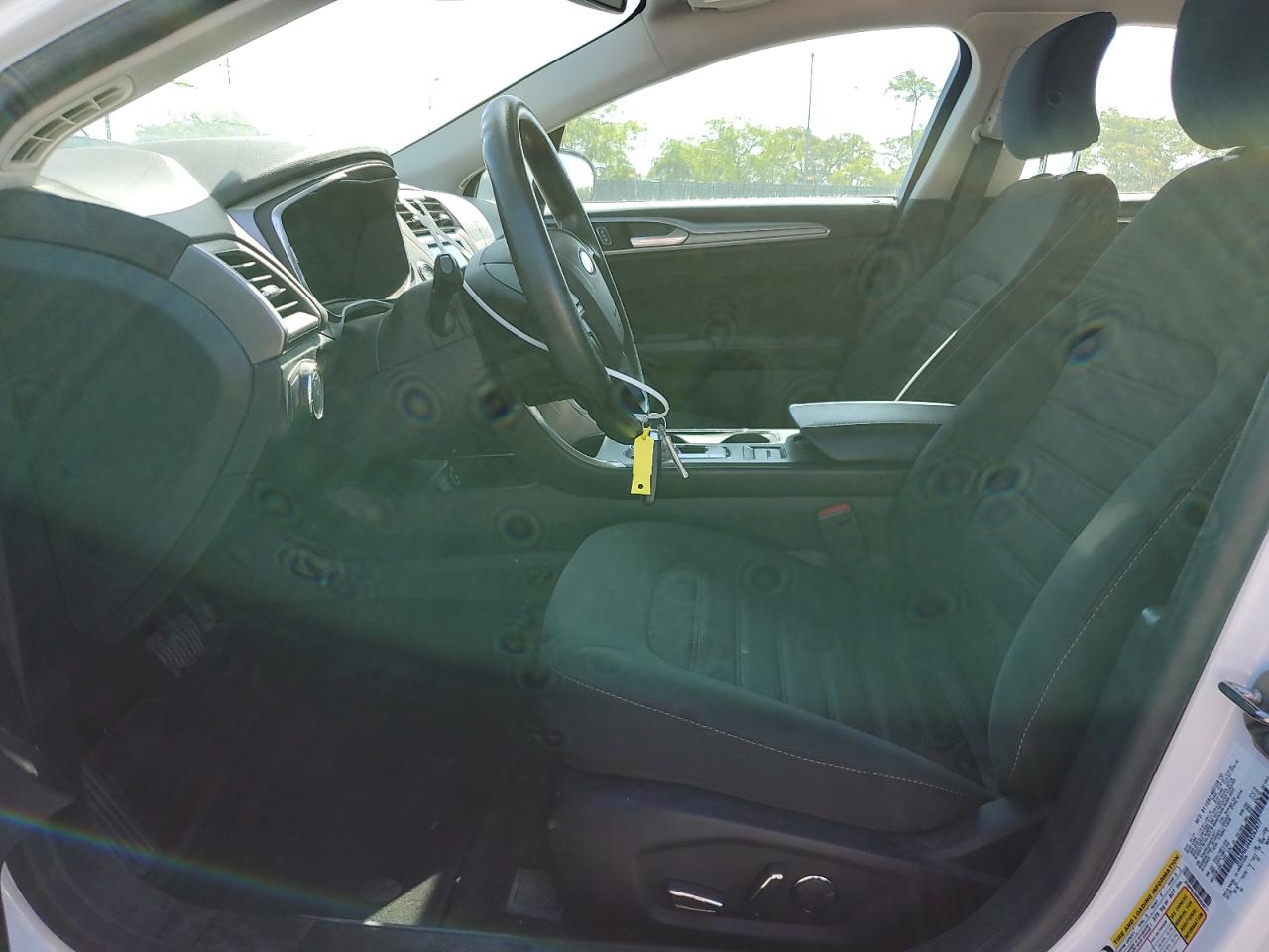 2019 Ford Fusion Se VIN: 3FA6P0LU6KR263977 Lot: 57159405