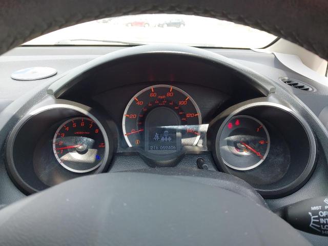 2014 HONDA JAZZ ES +