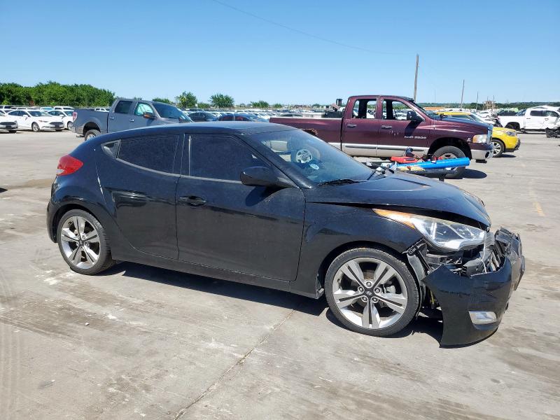 Coupet HYUNDAI VELOSTER 2016 Czarny