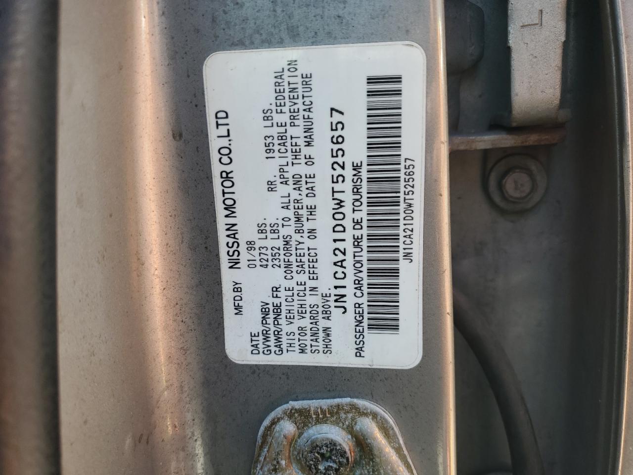 1998 Nissan Maxima Gle VIN: JN1CA21D0WT525657 Lot: 57055485