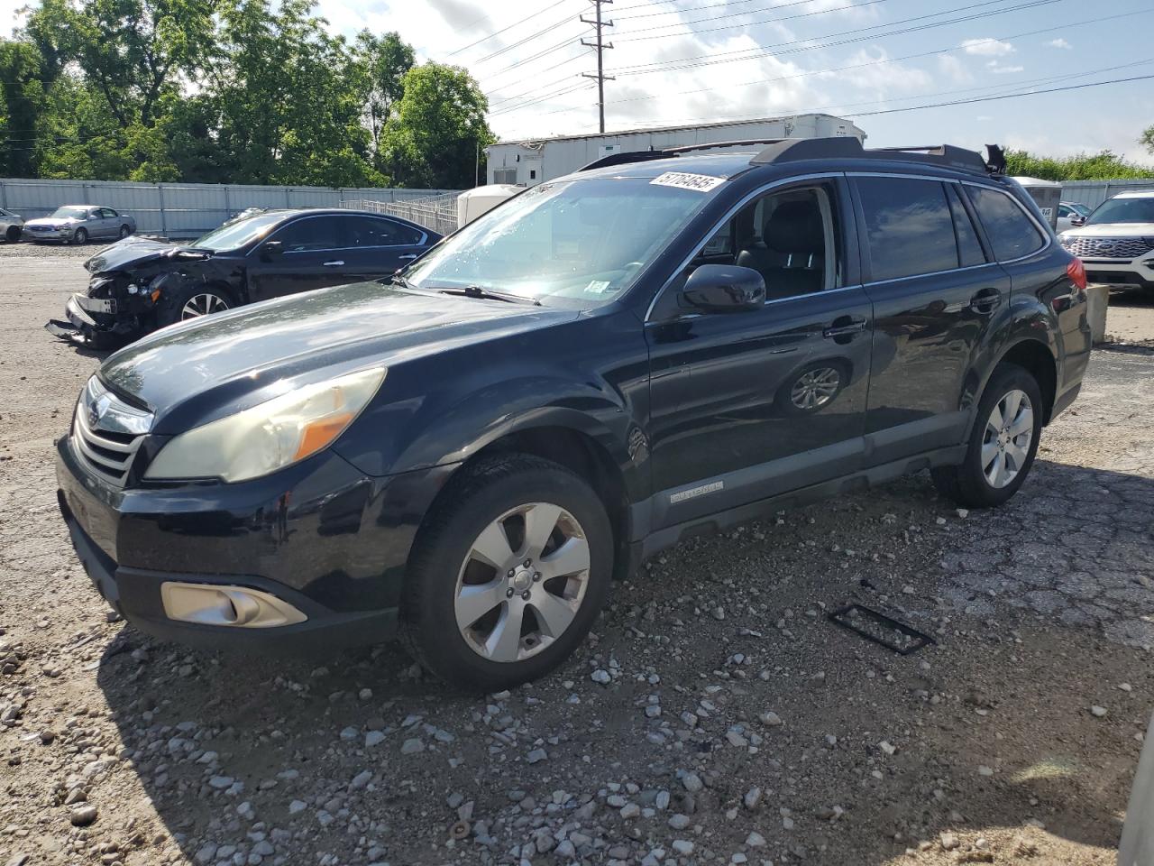 2011 Subaru Outback 2.5I Premium for Sale in Bridgeton, MO - Top/Roof