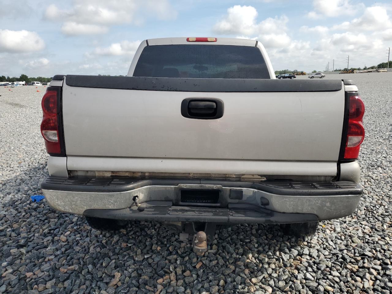 2006 Chevrolet Silverado K1500 VIN: 2GCEK13T361201271 Lot: 55928585