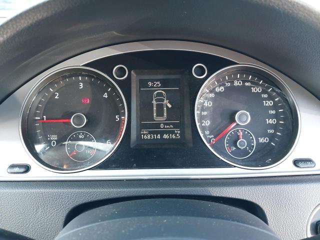 2011 VOLKSWAGEN PASSAT S B