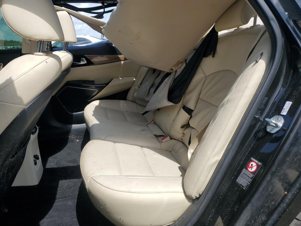 2017 Kia Cadenza Premium VIN: KNALC4J15H5061679 Lot: 57703505