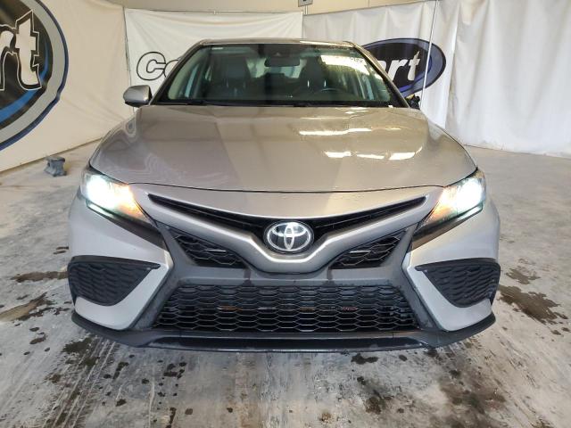  TOYOTA CAMRY 2021 Silver