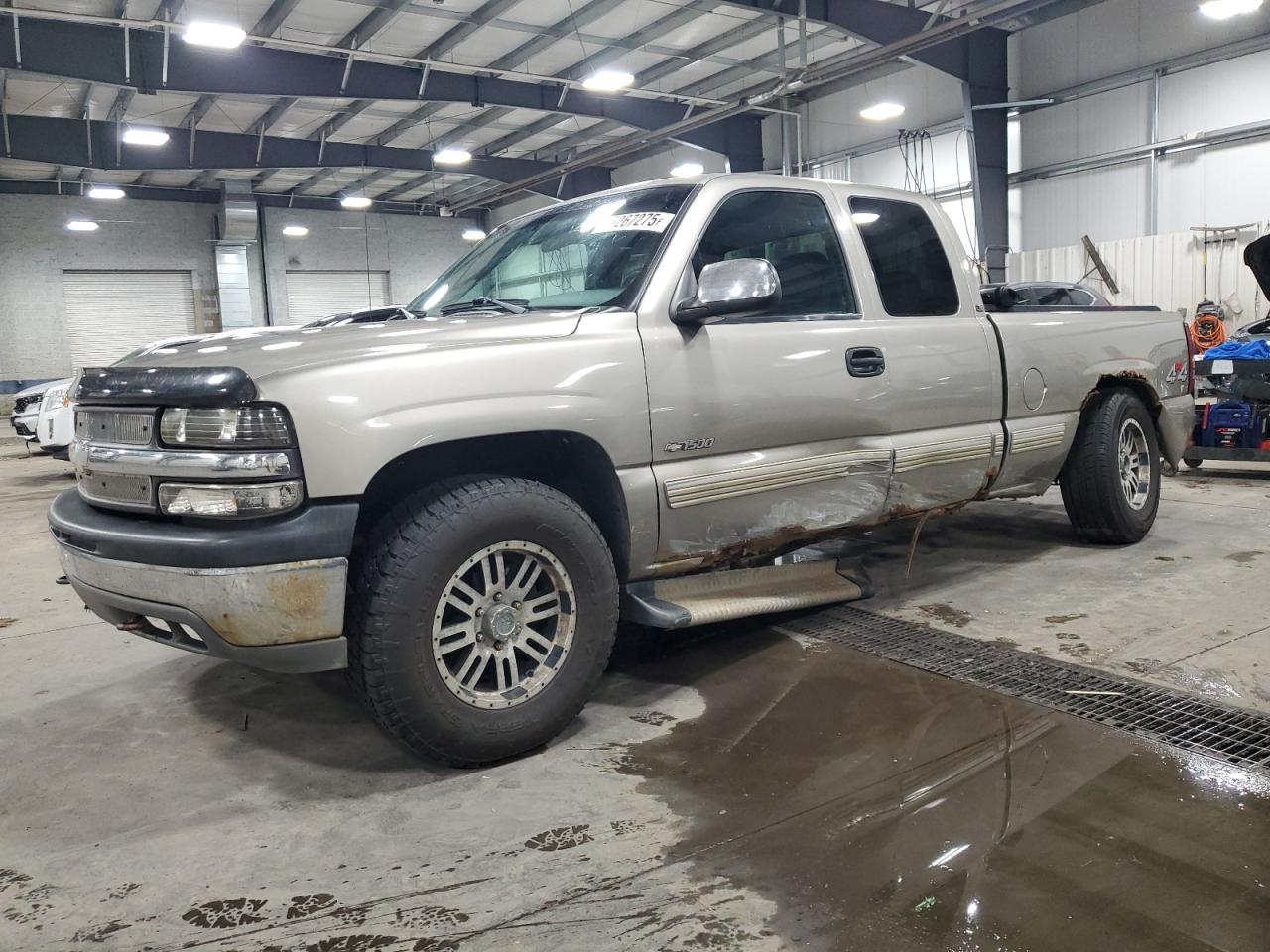 2001 Chevrolet Silverado K1500 for Sale in Ham Lake, MN - Side