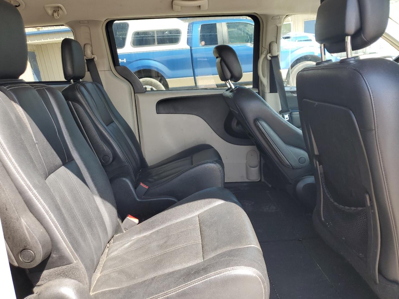 2013 Chrysler Town & Country Touring VIN: 2C4RC1BG7DR744589 Lot: 55592955