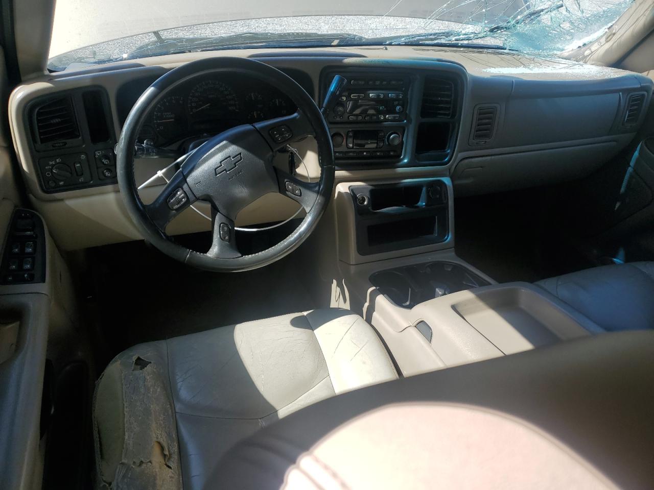 2005 Chevrolet Suburban C1500 VIN: 1GNEC16Z05J146304 Lot: 55259115