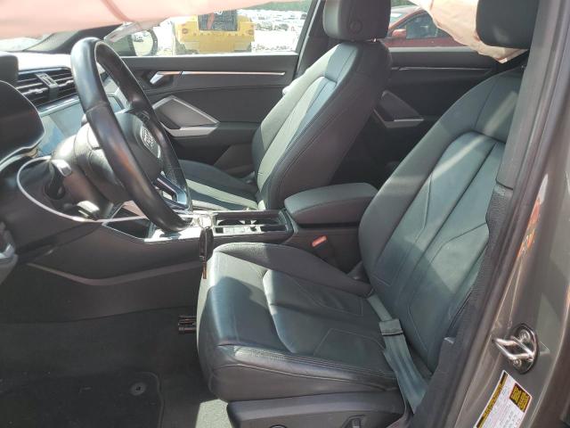  AUDI Q3 2021 Szary