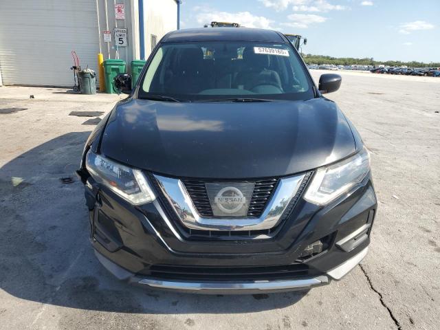  NISSAN ROGUE 2017 Czarny