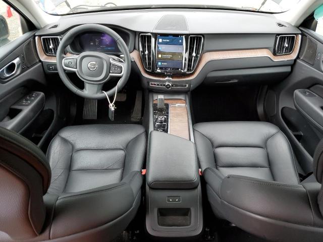  VOLVO XC60 B5 MO 2022 Black